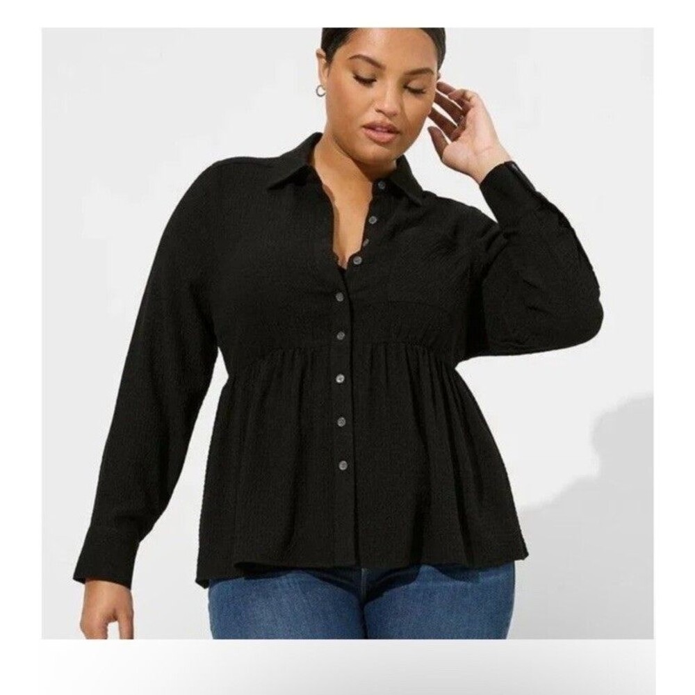 Torrid Black Peplum Gauze Button Up Top Size 2